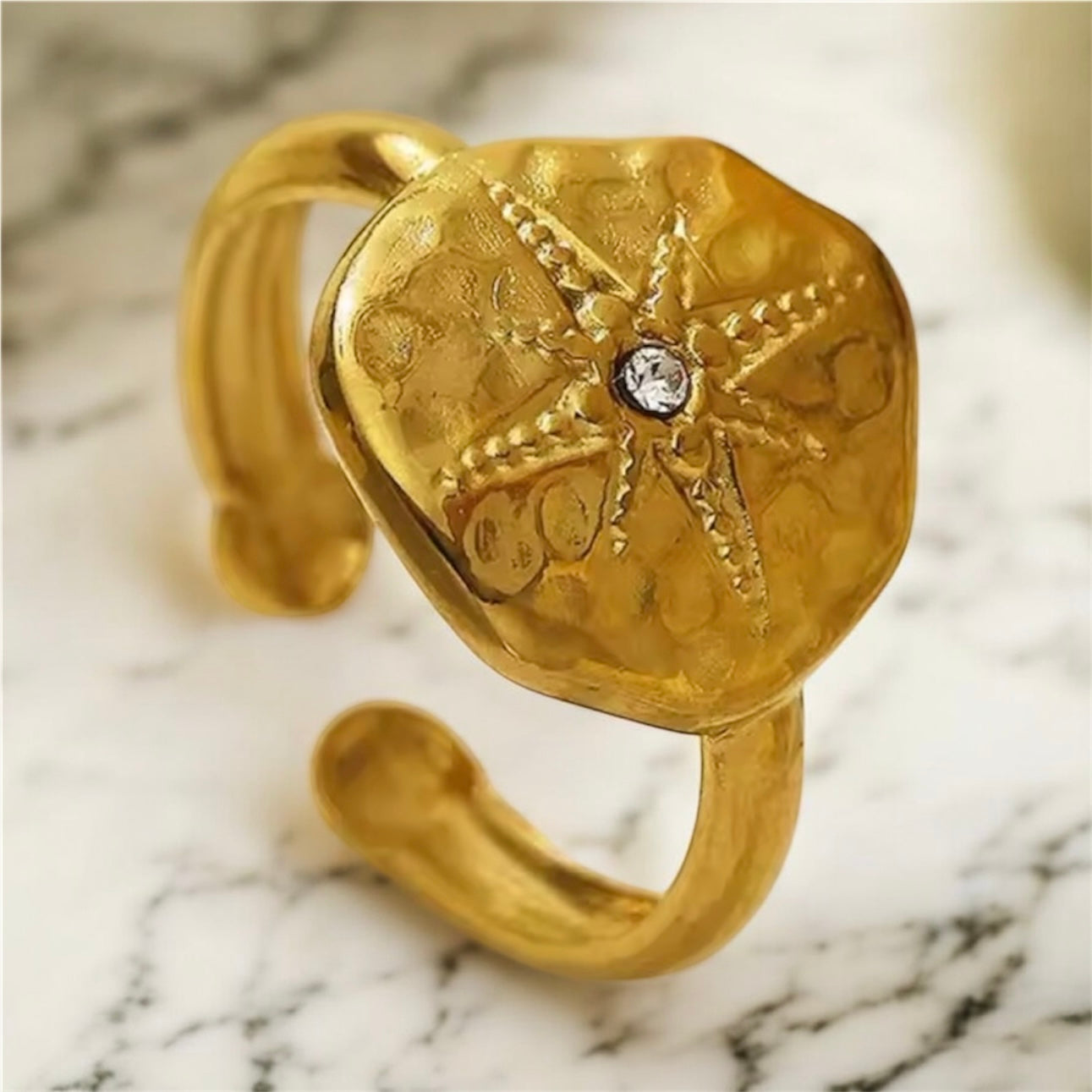Four pointed star ring 14k gold plated Zirconia