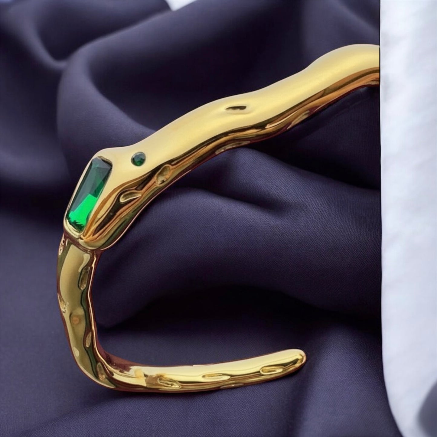 18k PVD gold plated stainless steel bangle